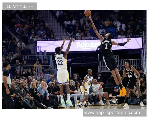 纳格尔斯曼称赞恩梅查具备顶级天赋期待其在比赛中保持稳定表现 纳格尔斯曼称赞恩梅查具备顶级天赋期待其在比赛中保持稳定表现